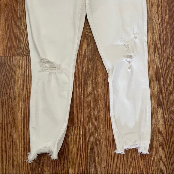 White Abercrombie & Fitch Curve Love Angle Jean High Rise 28/6R - Picture 5 of 7